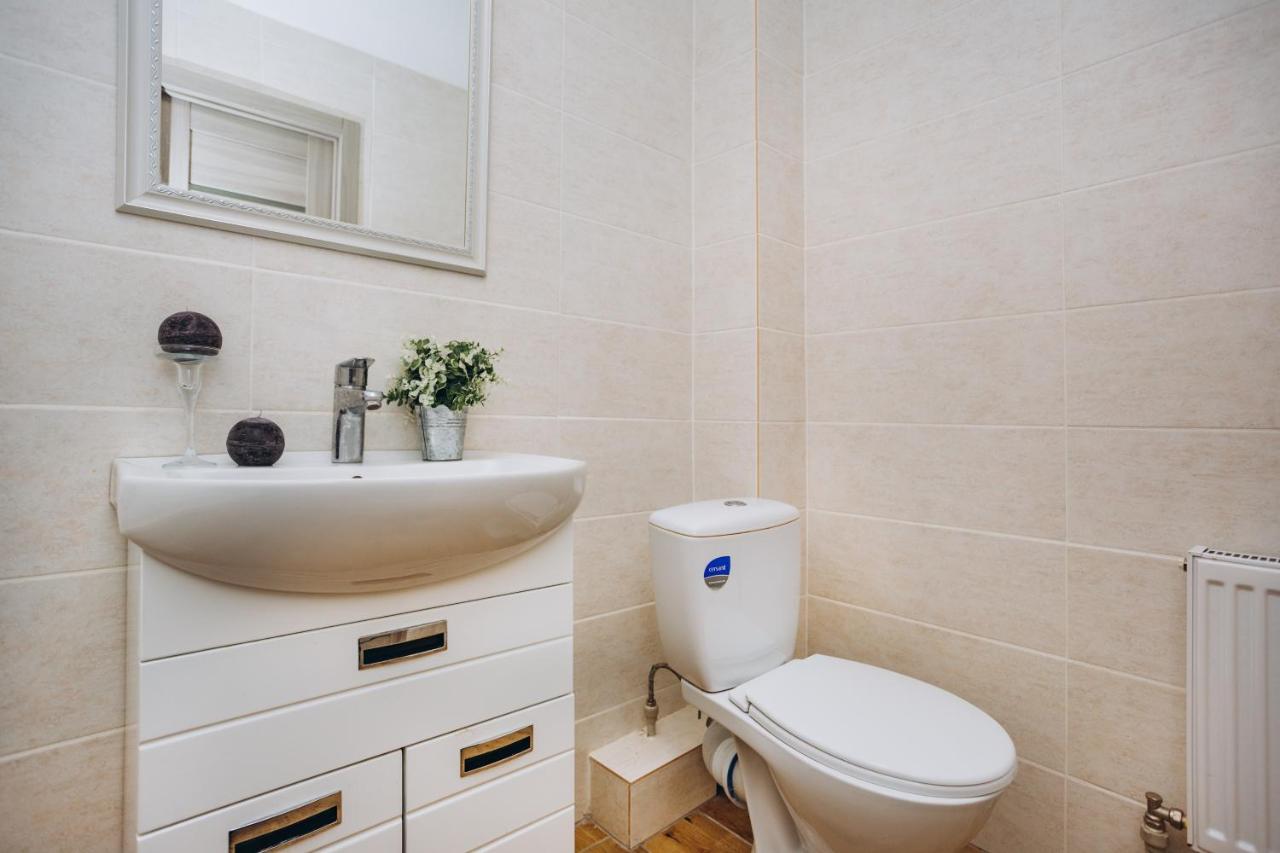 Luxe Apart-Hotel Near Lavina New Building 1 Floor ซูมี ภายนอก รูปภาพ